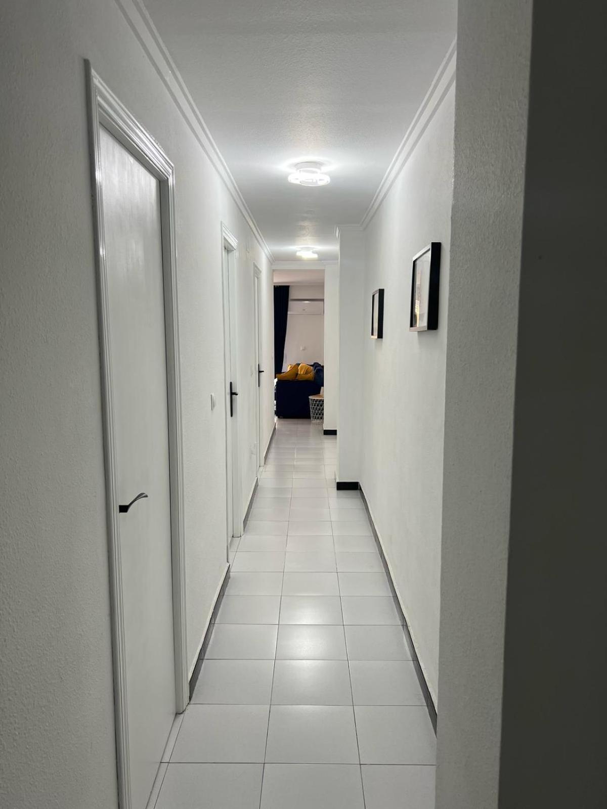Kiara Apartament - With Garage Torrevieja Exterior foto